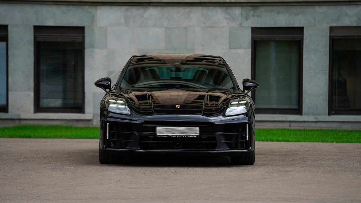 Porsche Panamera аренда